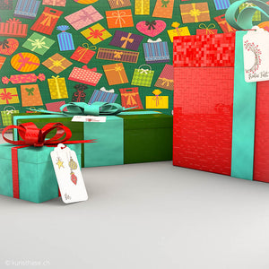 Geschenketiketten mit Geschenken